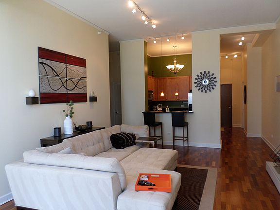 4th image of 450 E Waterside Dr Unit 205