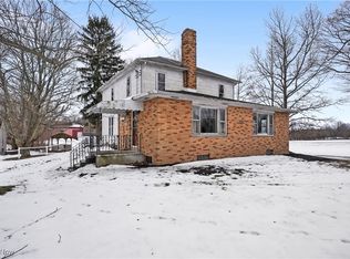 8782 Tallmadge Rd, Diamond, OH 44412