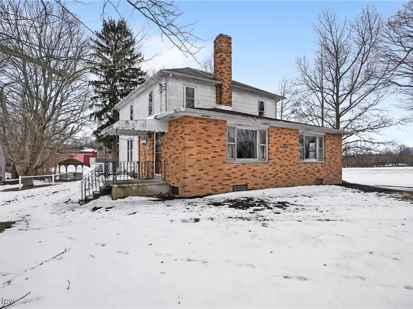 8782 Tallmadge Rd, Diamond, OH 44412