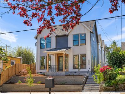 1210 SE Center St #7, Portland, OR, 97202
