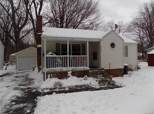 6845 Schuyler Dr, Derby, NY 14047
