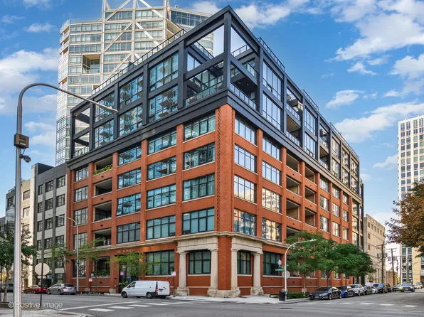 676 N Kingsbury St APT 104, Chicago, IL 60654