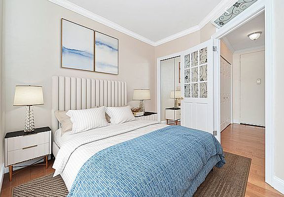 4th image of 159 E 30th St APT 4D