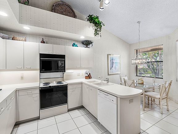 2nd image of 16909 Isle Of Palms Drive #B