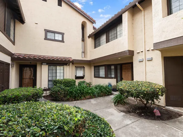 13727 Seagate Dr, San Leandro, CA 94577
