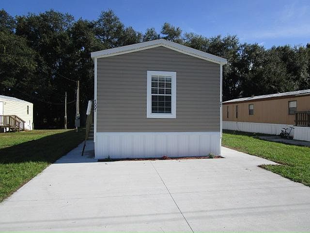1st image of 7007 Greenbrier Village Dr #77