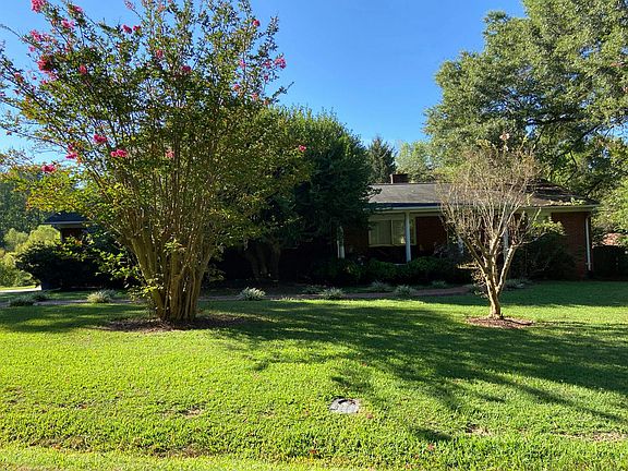 5th image of 505 Sunny Ln