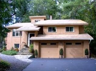 19 Dena Ave, Merrimack, NH 03054