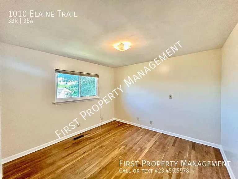 1010 Elaine Trl — Photo 18