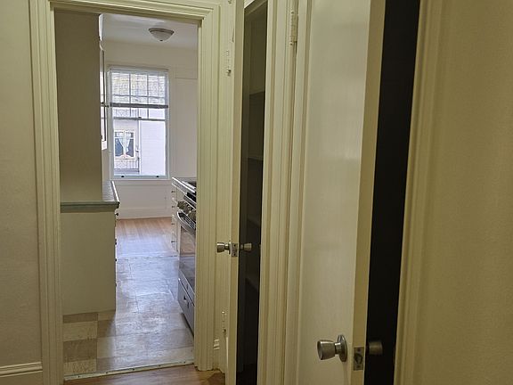 2nd image of 430 Hyde St APT 401