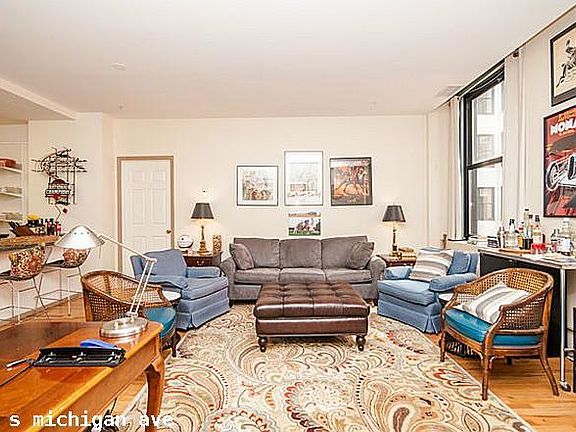 5th image of 330 S Michigan Ave #1823