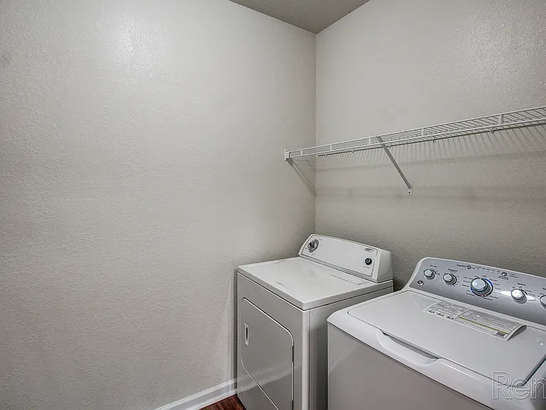 Airway Ridge Apartments — Photo 21