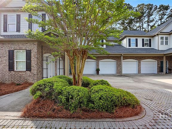 2nd image of 2203 River Oaks Drive