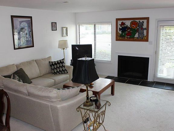 4th image of 2333 Wood Gate Ln