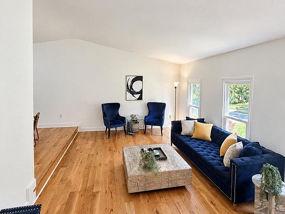 5th image of 13111 Glasgow Way