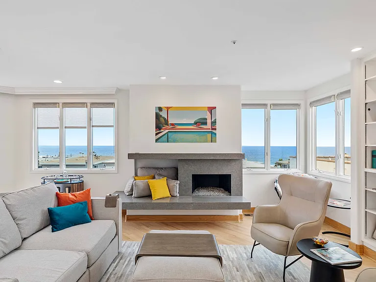 121 Marine Pl — Photo 8