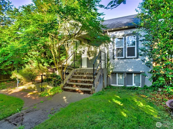 7822 NE Lake City Way NE, Seattle, WA 98115