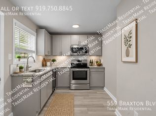 559 Braxton Blvd, Fayetteville, NC 28311