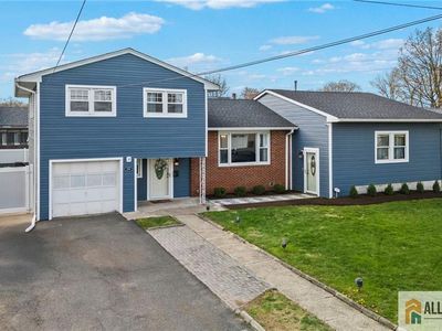 220 S Plainfield Ave, South Plainfield, NJ, 07080