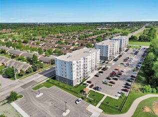 1489 Banwell Rd #423, Windsor, ON N8P0G4