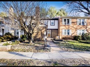 9612-9612 Hillock Ct, Burke, VA 22015