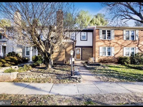 9612-9612 Hillock Ct, Burke, VA 22015