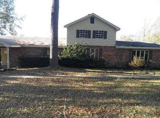 235 Lakeshore Dr N, Ivey, GA 31031