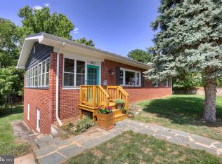 1022 Braxton Rd, Front Royal, VA 22630