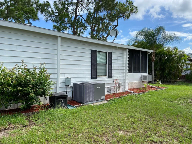 19124 Meadow Brook Ct — Photo 4