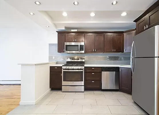 Rented by REAL New York | media 8