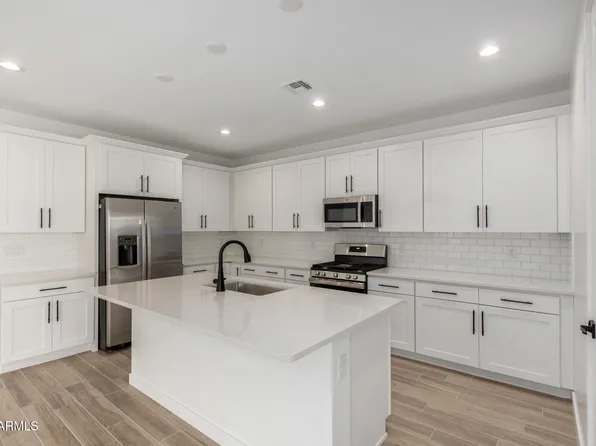 5027 W Hardtack Trail, Laveen, AZ 85339