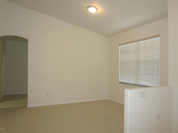 4th image of 566 Gasparilla Ave SE