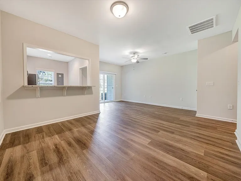 5370 Laurel Crest Ln — Photo 8