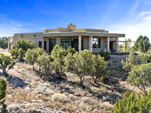 3 Luna Media, Santa Fe, NM 87506