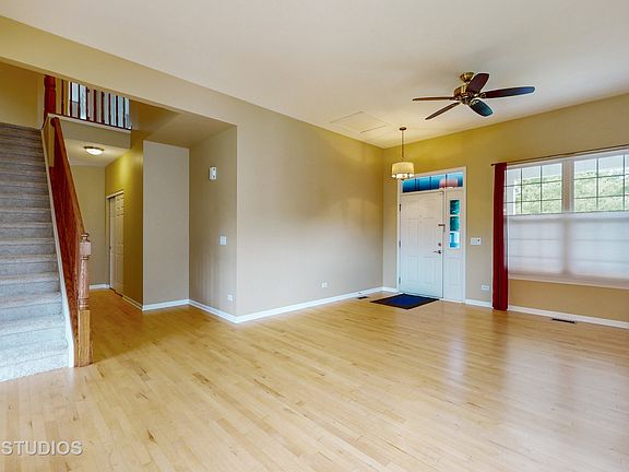 3rd image of 452 Windham Trl