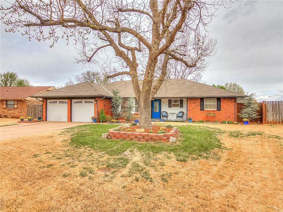 1st image of 717 Park Dr