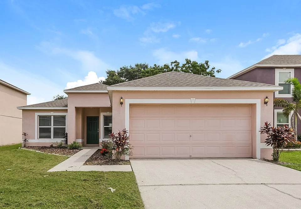 703 Mountain Top Dr