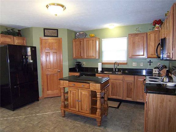 4th image of 16047 Timpani Way