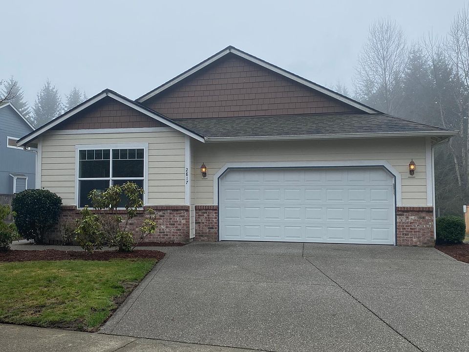 1st image of 2817 Haig Dr SE
