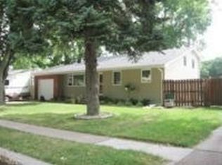 2114 Pearl St, Fremont, NE 68025
