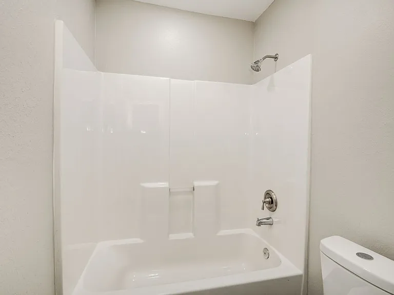 418 S Kansas St — Photo 37