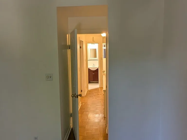 91 Edwin Ave #2 — Photo 17