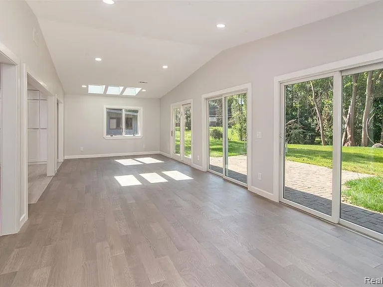 2800 Acorn Rd — Photo 10