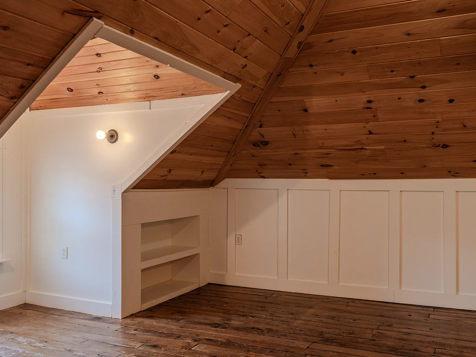 3 bed, 1108 sqft, $1,675 — Photo 2