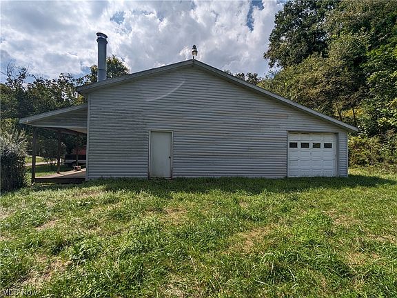 3rd image of 41382 Mechanicsburg Rd