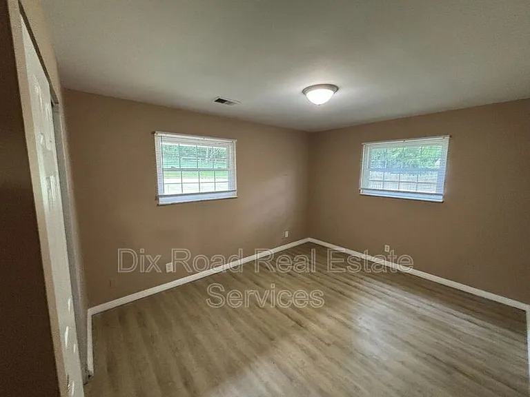 440 McCreary Ct — Photo 13