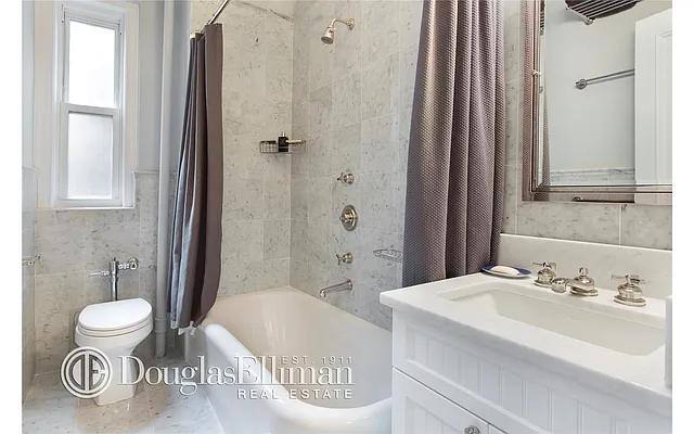 Sold by Douglas Elliman | media 15