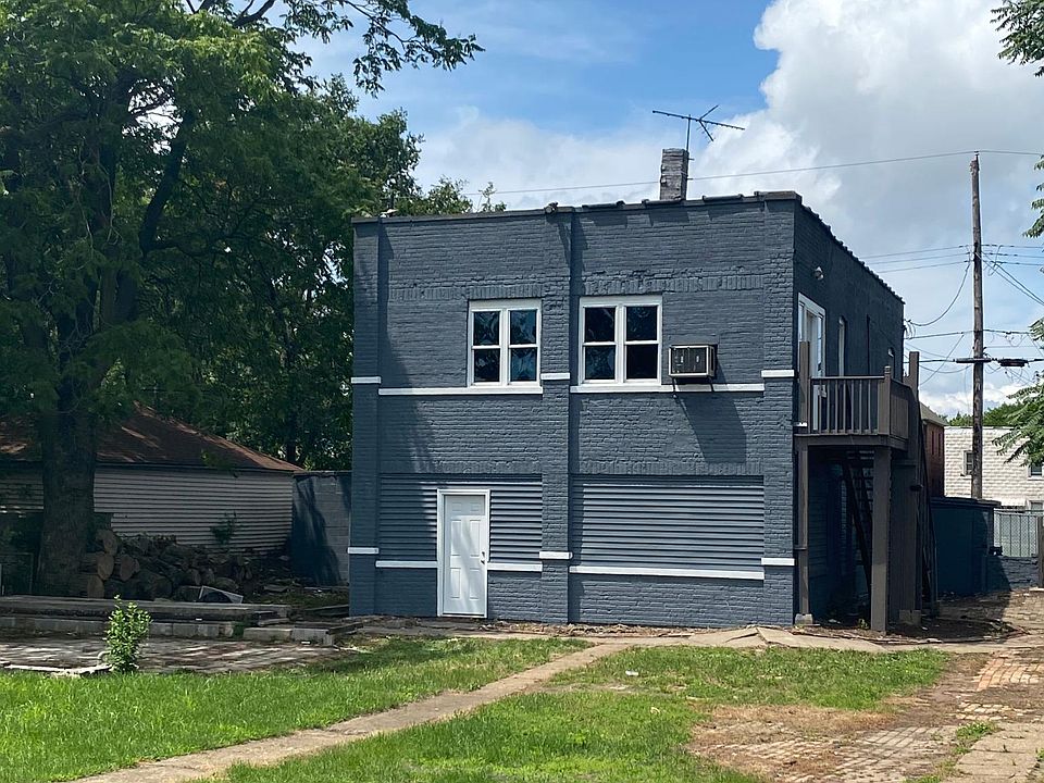 1st image of 3906 Evergreen St #1