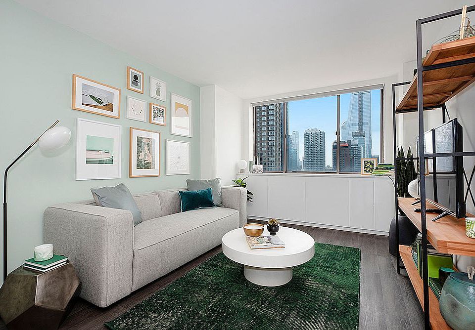 1st image of 520 W 43rd St APT 31G