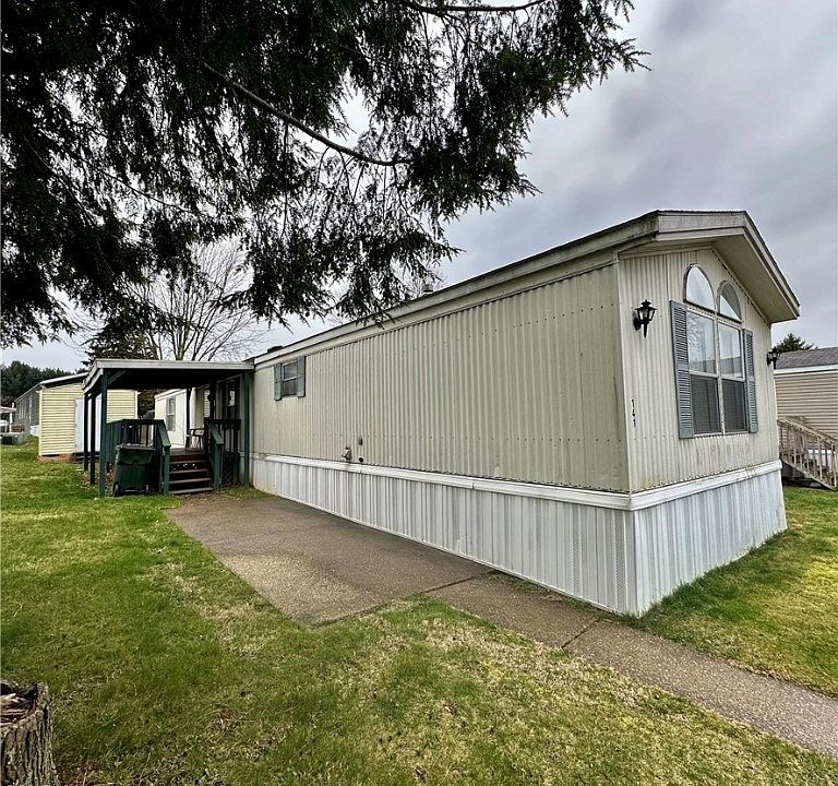 1st image of 4400 Melrose Dr #141